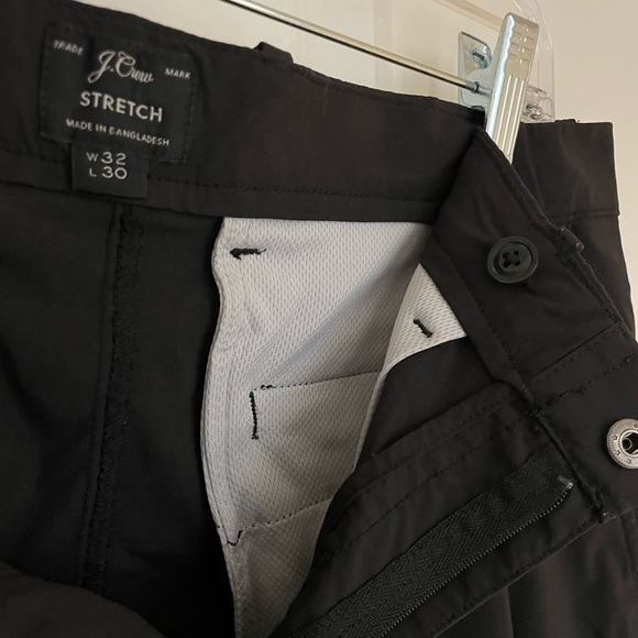 J. Crew Men’s Stretch Trade Mark 484 Slim Fit Tech Pants in Black, 32x30 - Picture 5 of 11